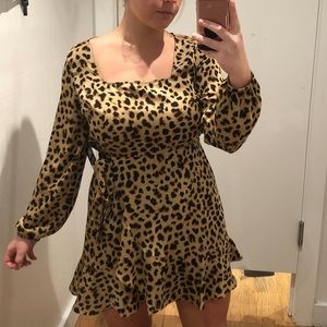 Square neck, cheetah, long sleeve mini dress